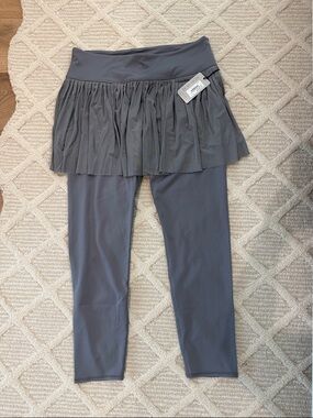 Tail Gray Pleated Skirted Leggings